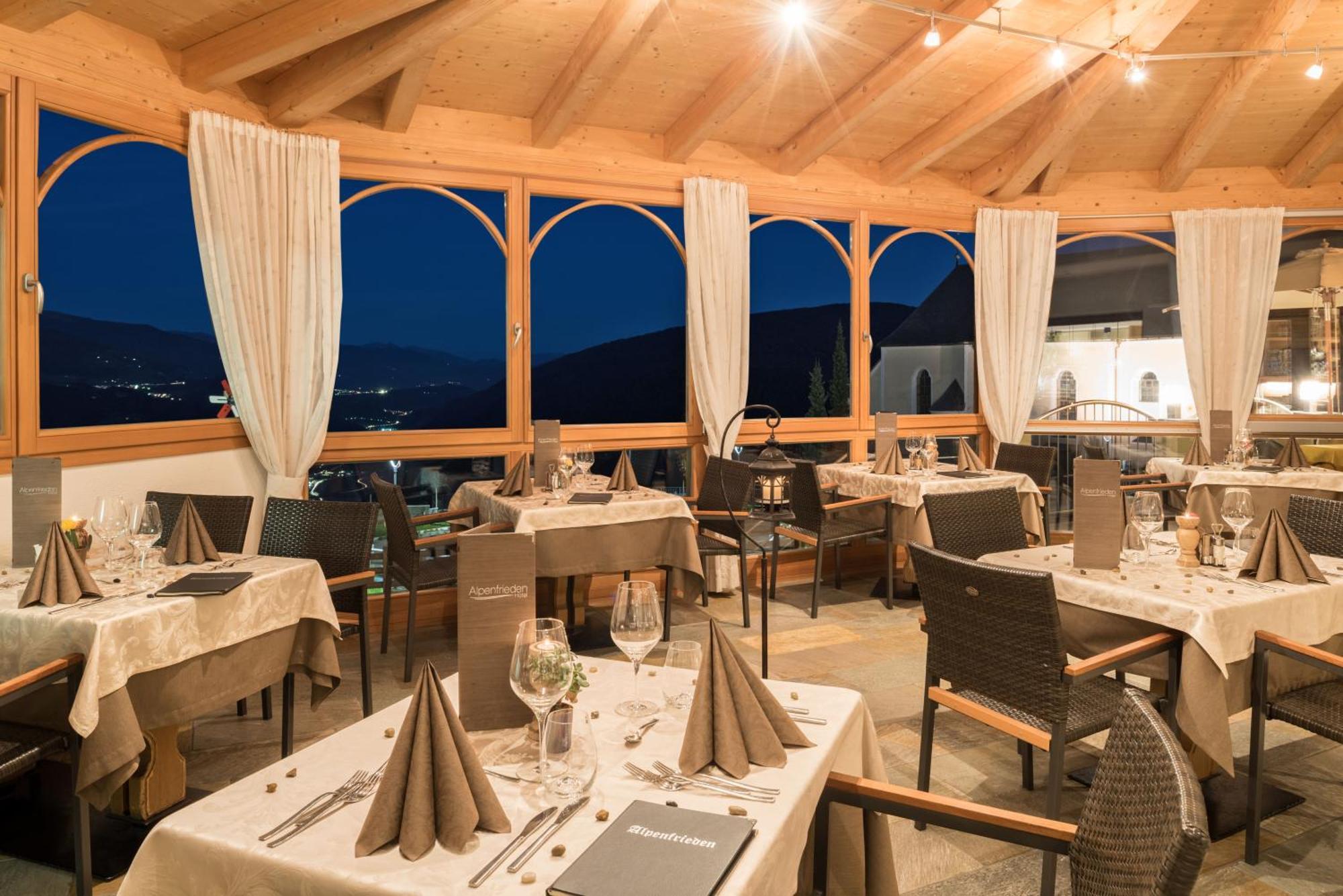 Hotel Alpenfrieden Maranza Eksteriør billede