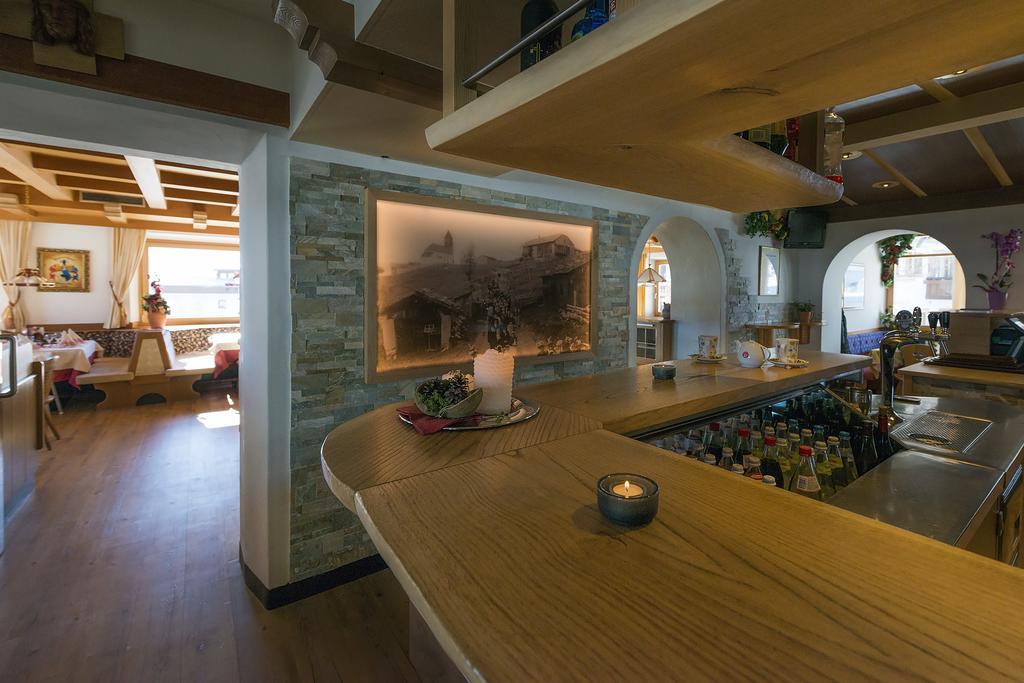 Hotel Alpenfrieden Maranza Eksteriør billede