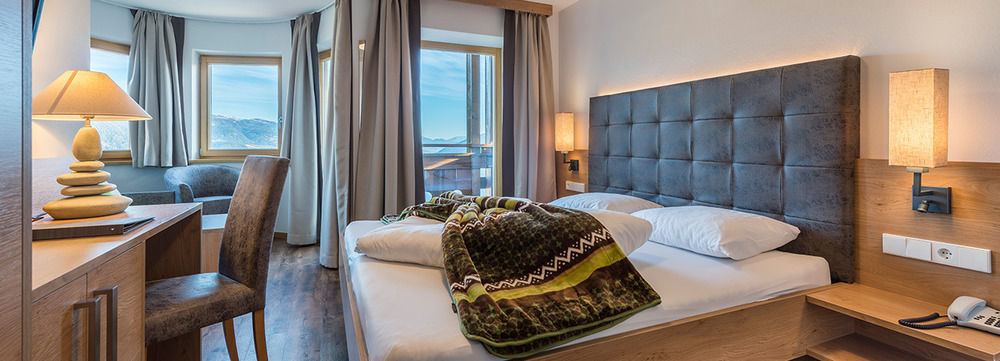 Hotel Alpenfrieden Maranza Eksteriør billede